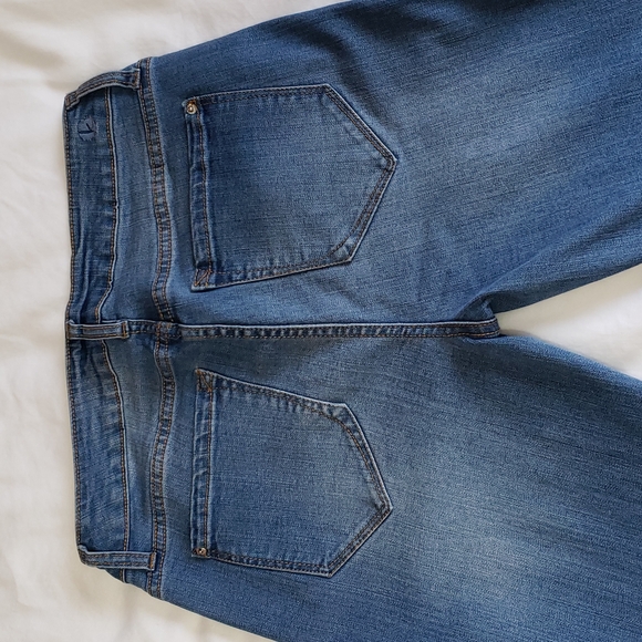 Kensie Ankle Jeans - Picture 4 of 5